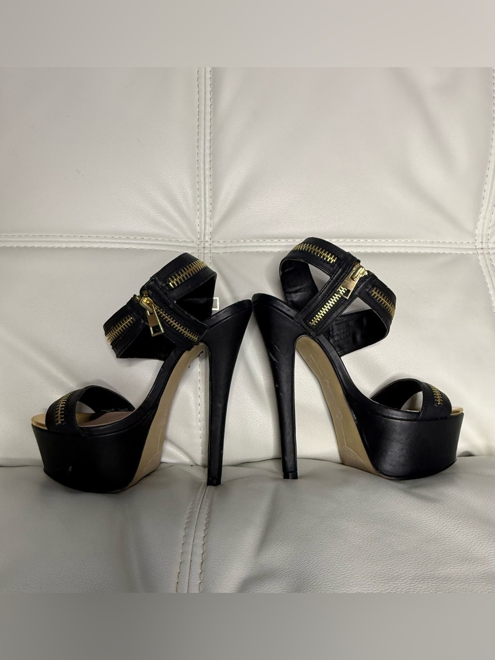 Zigi Soho Black Platform Sandals with Gold Zip Accents - Picture 6 of 9
